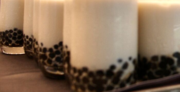 江西蜜雪冰城奶茶未开封惊现蟑螂 再登热搜