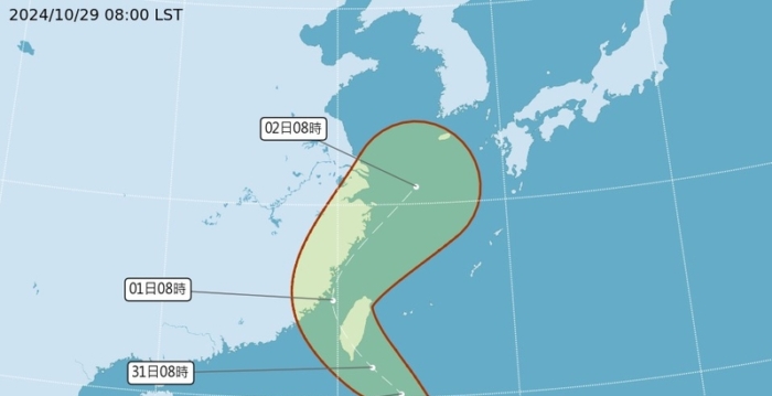 台风康芮增强 气象专家：登陆台湾概率高