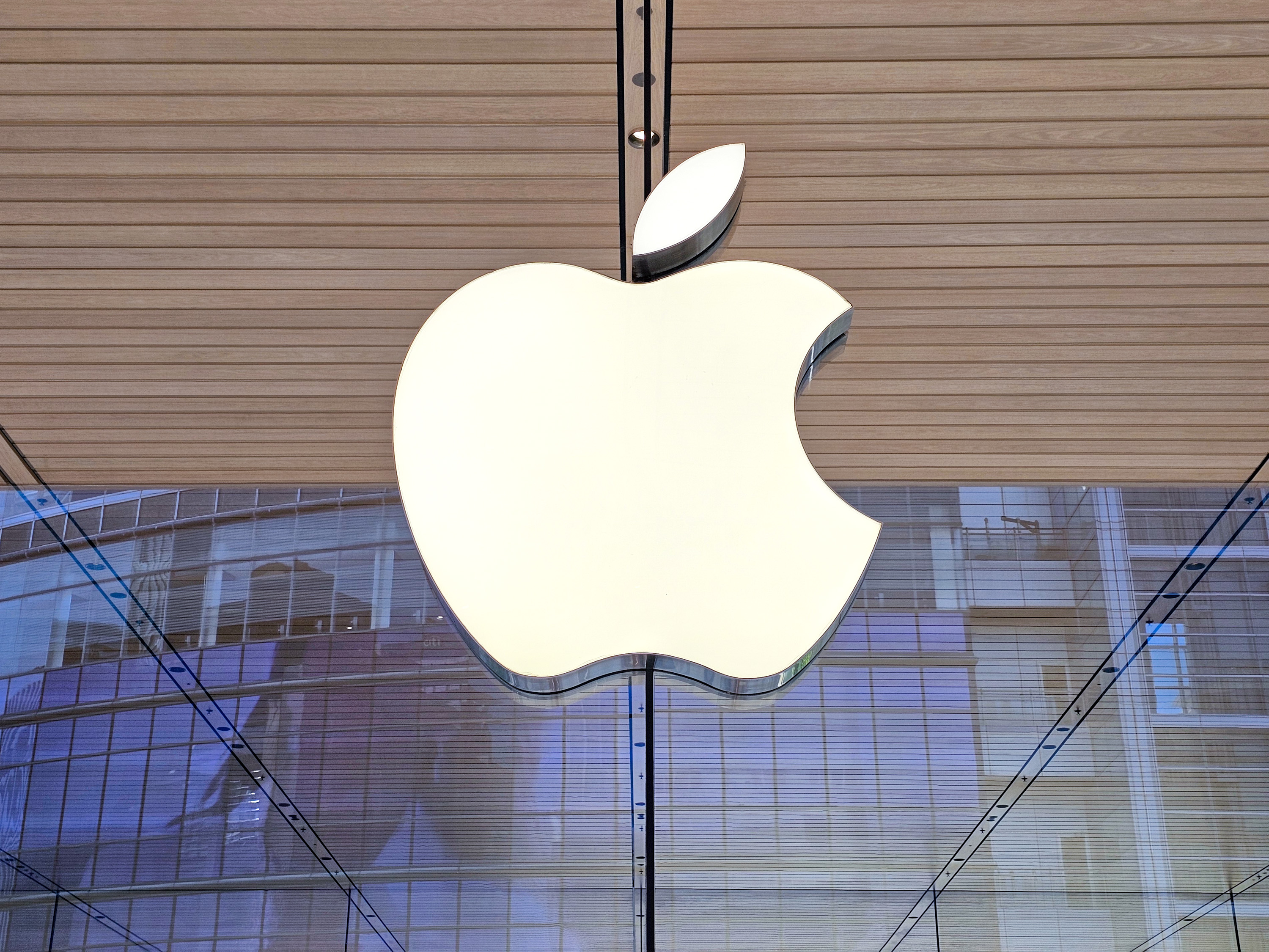 將「特朗普」顯示為「種族者」蘋果稱正修復｜大紀元時報香港｜獨立敢言的良心媒體