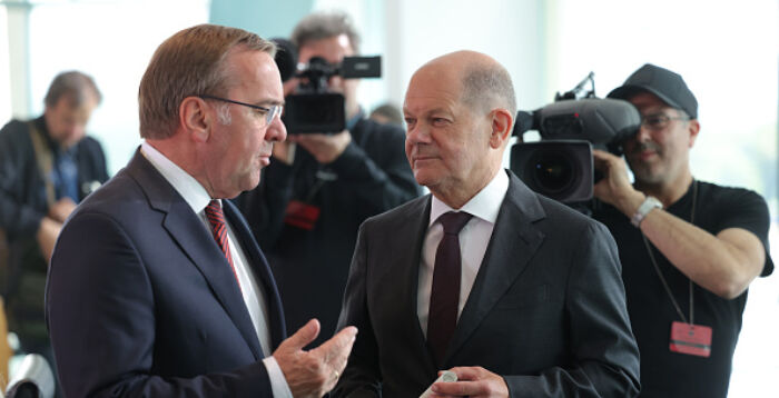 德总理朔尔茨谋求连任 党内议员呼吁其放弃