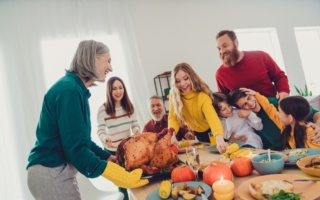 感恩節大快朵頤還是節食 專家和減肥者談看法