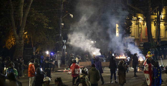 格鲁吉亚暂停加入欧盟 抗议政府浪潮蔓延全国