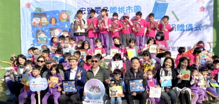 图书车将为小朋友与市民带来全新的阅读体验。