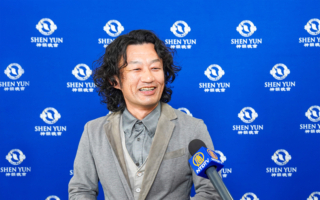 公司董事看神韻：大幕拉開瞬間就被牢牢吸引