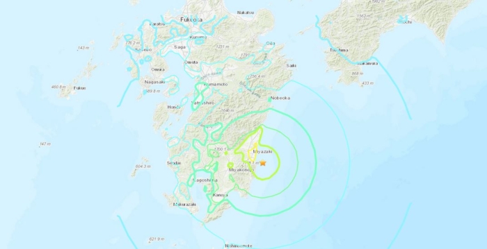 日本九州海域发生6.9级地震 引发海啸警报