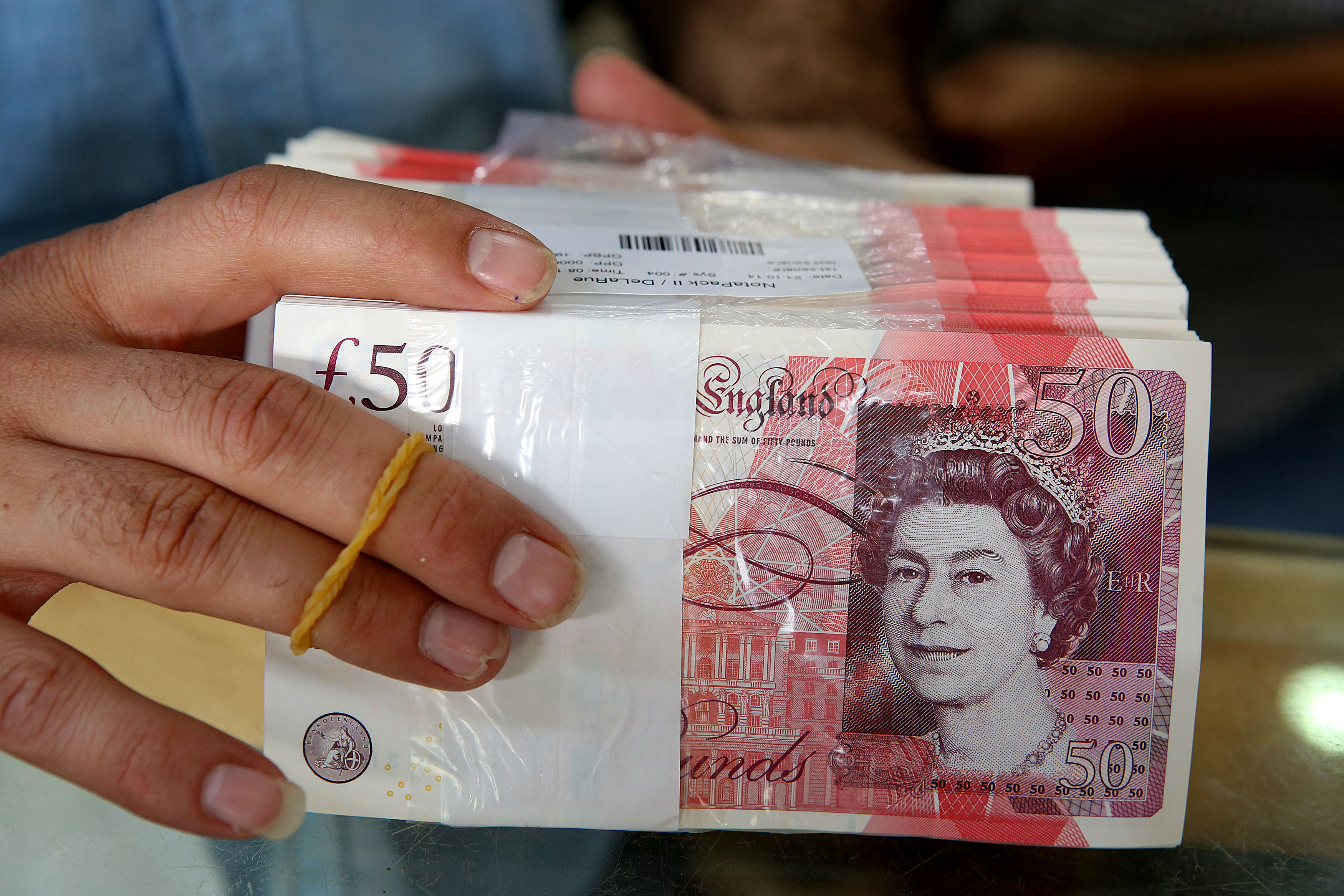 美元飙升触及110欧元、英镑沦欧洲大输家| 挪威| 大纪元