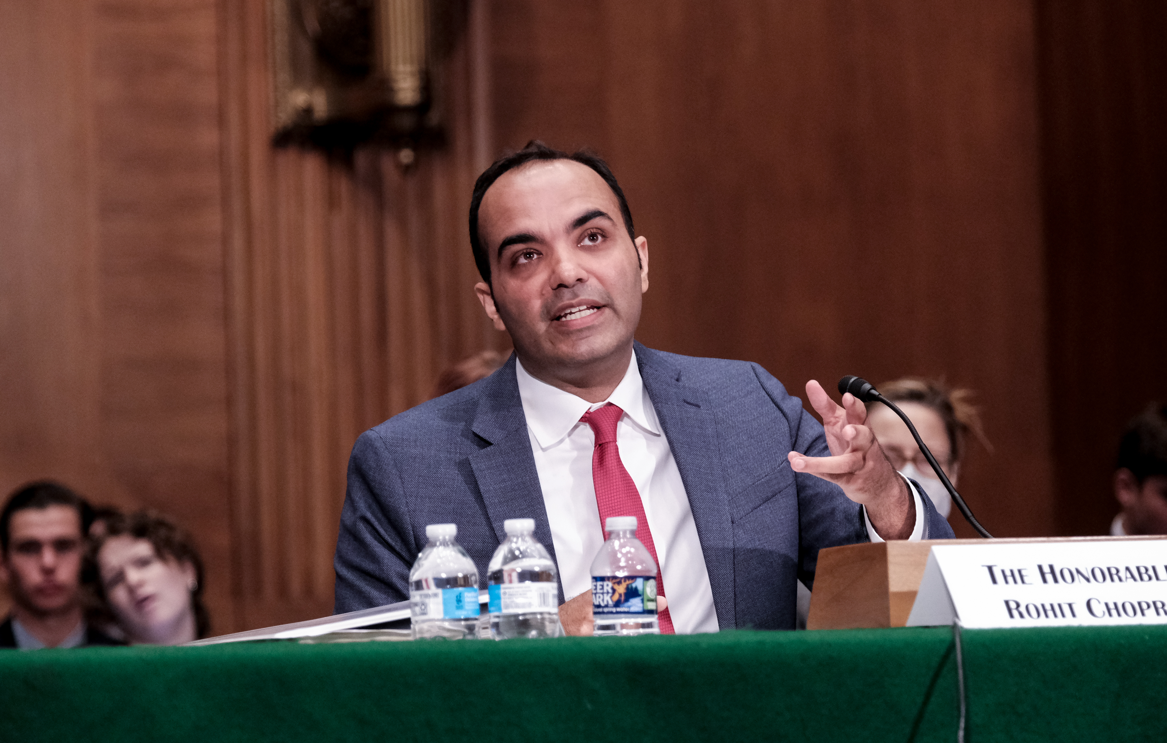 美消费者金融保护局局长辞职监管政策或调整