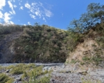 高雄桃源溪水暴涨12人受困 8人泡温泉失联平安下山