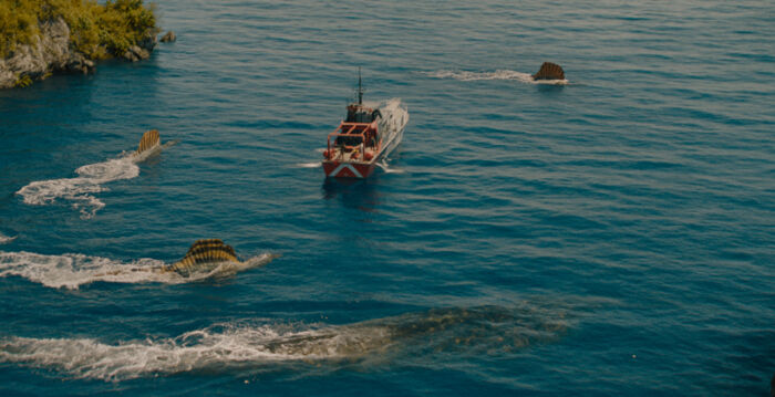 《侏罗纪:重生》30秒预告 霸王龙水中游