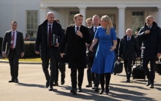 俄烏戰三周年 馬克龍抵達白宮和川普會面