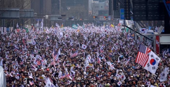 韓國獨立日 首爾舉行反對彈劾總統大集會 | 大紀元