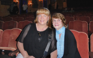 学校副校长赞神韵：善的力量很强烈