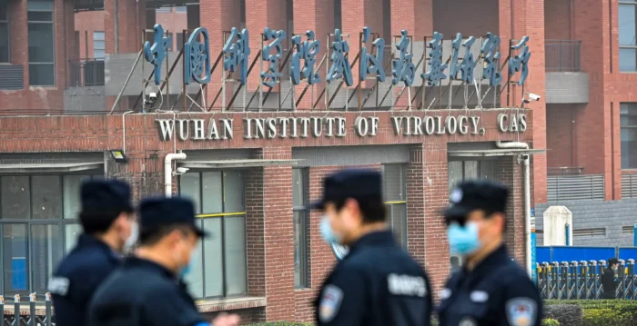 川普定调新冠源头 “实验室泄漏论”翻盘登场