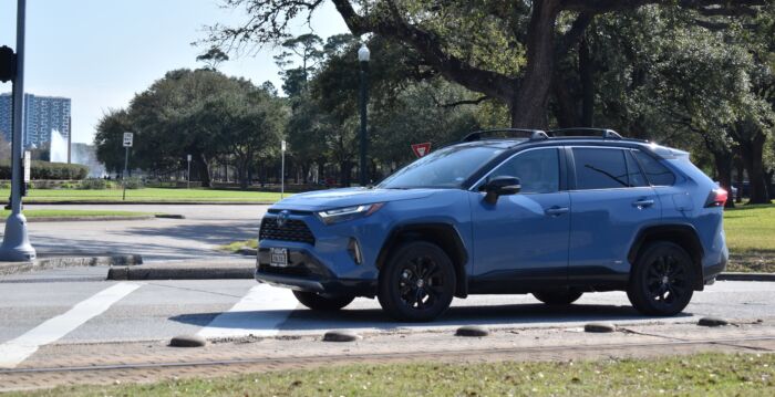 关税前入美汽车成热销品 丰田RAV4卖最快