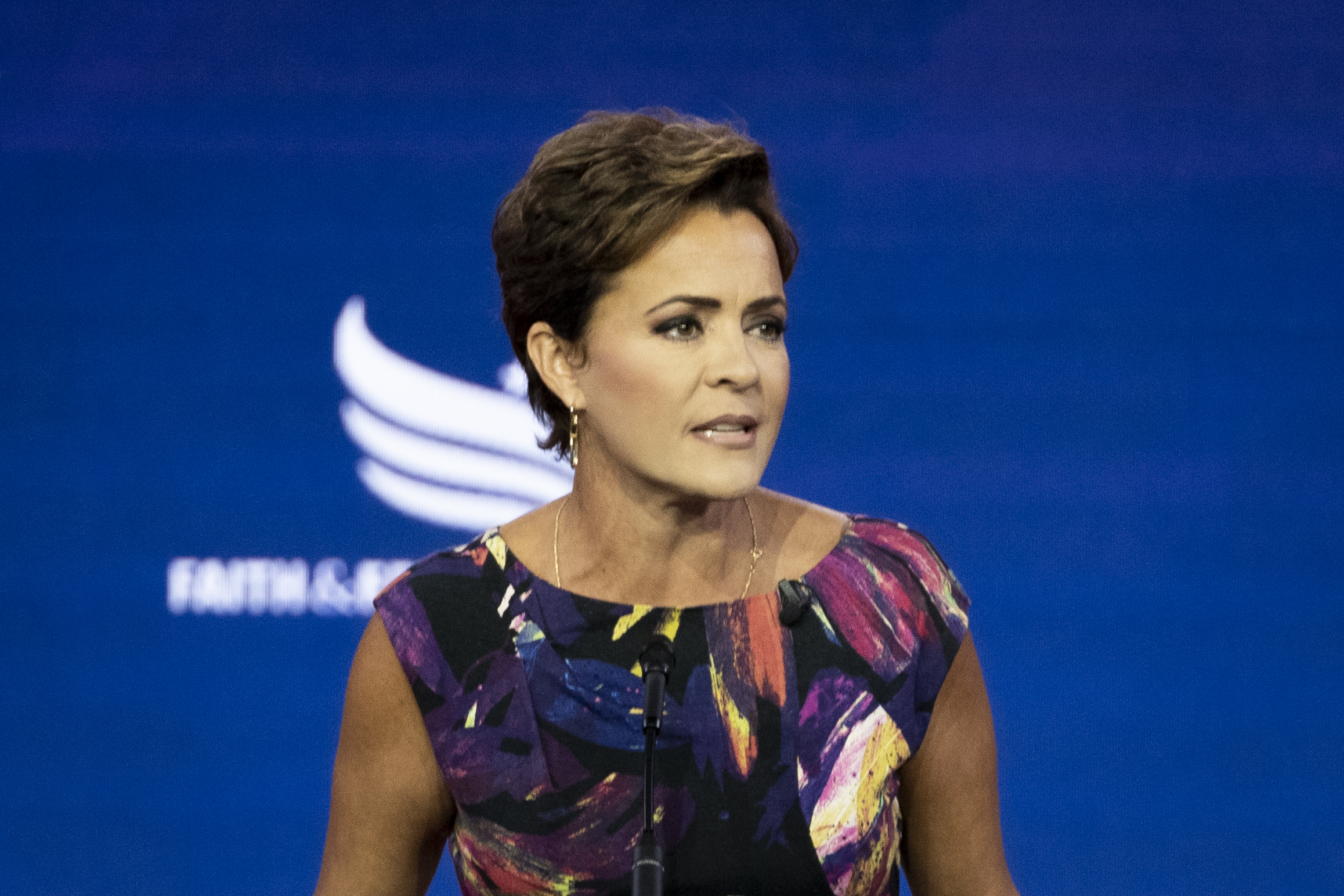 川普签令削减VOA等媒体莱克促员工查邮件| 特朗普| 行政命令| 行政令| 大纪元