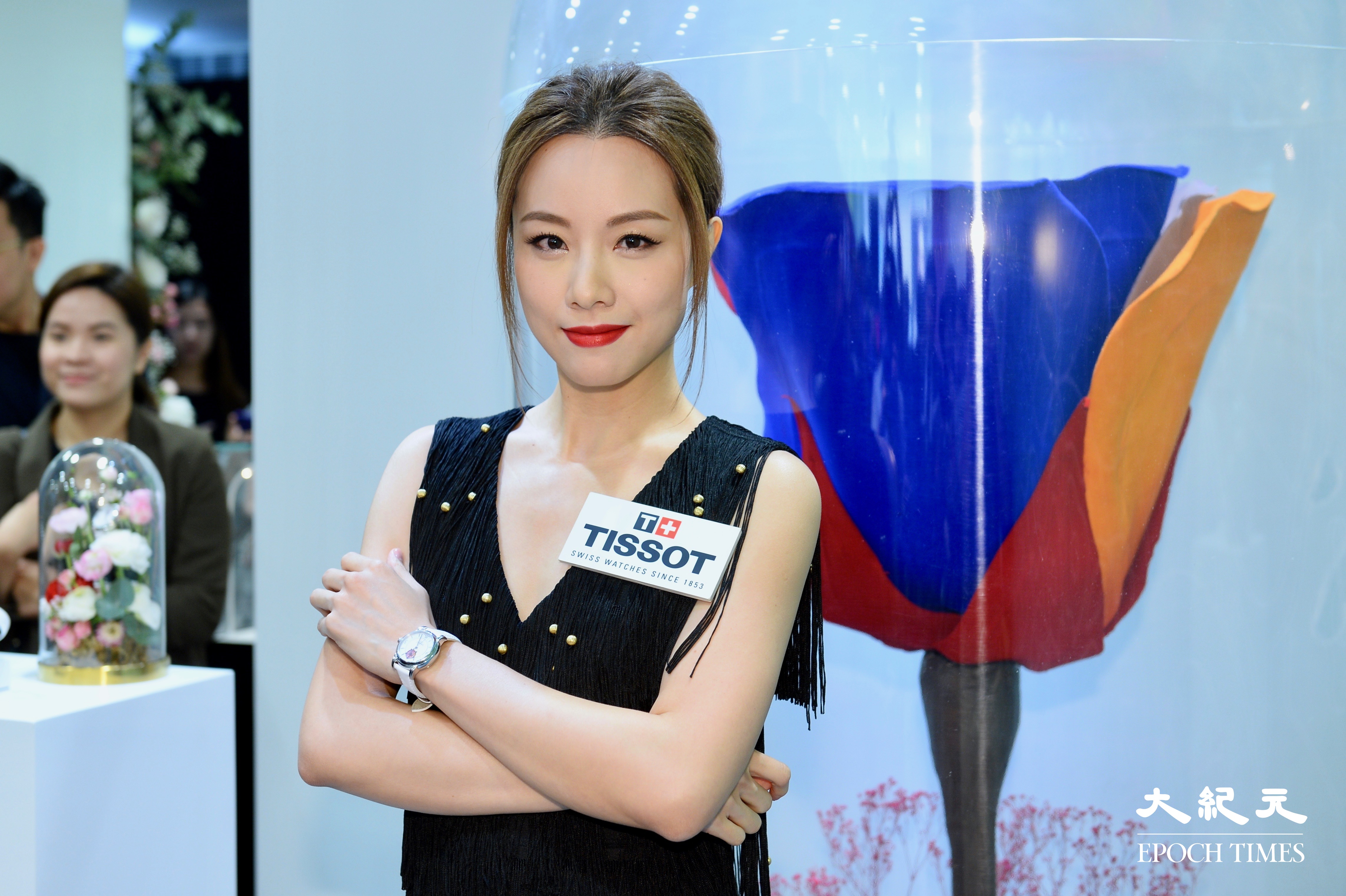 漂流传奇】香港艺人邓丽欣的蜕变之路| 红馆| 饭戏攻心| 大紀元