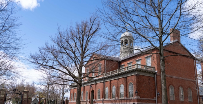 川普政府警告 哈佛大学恐失外籍生招生权