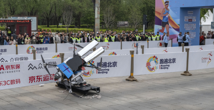 近千家A股公司涉机器人业务 专家揭背后黑幕