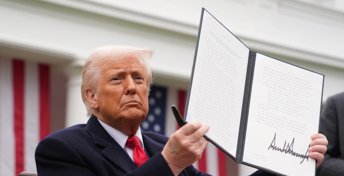 美多家小企业起诉川普政府关税政策 遭法院驳回