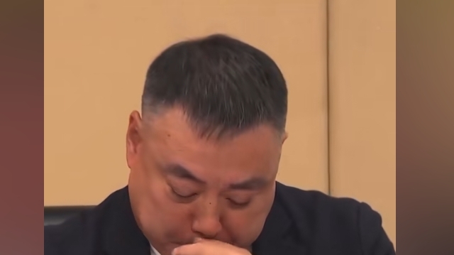 刘国梁洒泪提前卸任 郭斌:去年就知道了