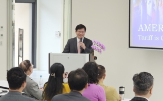 台外长：打造台美联合舰队 实现经济日不落国