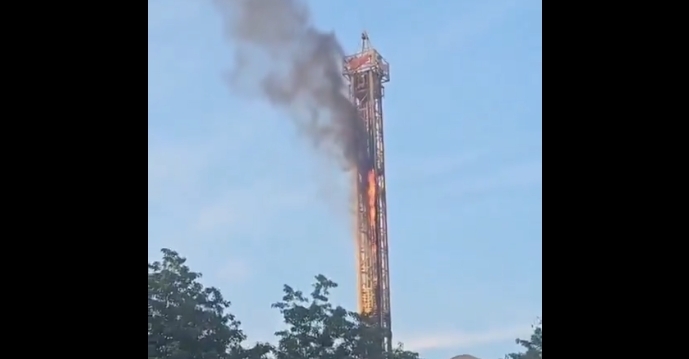 “五一”小长假首日 南宁一游乐园设备起火