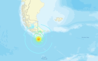 智利和阿根廷海岸7.4级地震 海啸预警发布