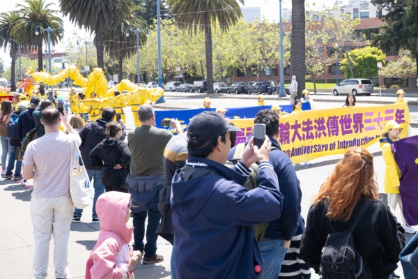 旧金山欢庆大法日