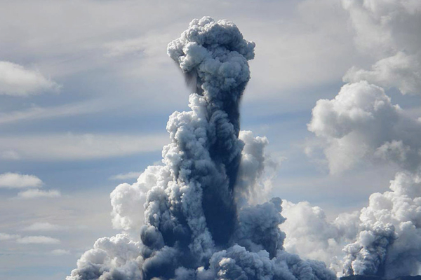 研究：海底火山将在美西海岸随时爆发