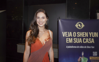 戲劇教師:神韻帶來人類使命的深刻反思