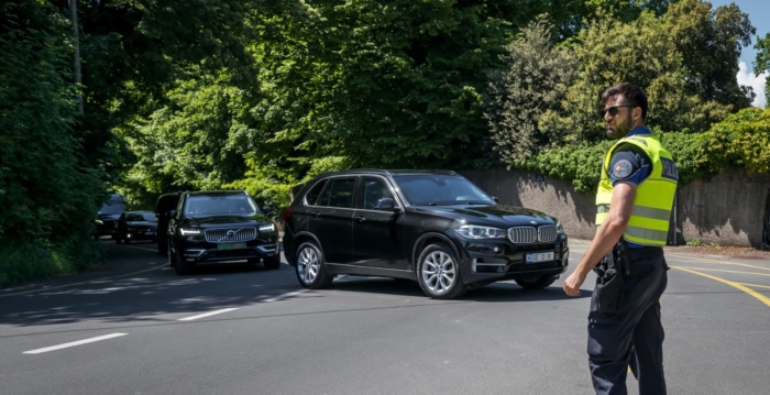 美中贸易团日内瓦谈判 周日再次会晤