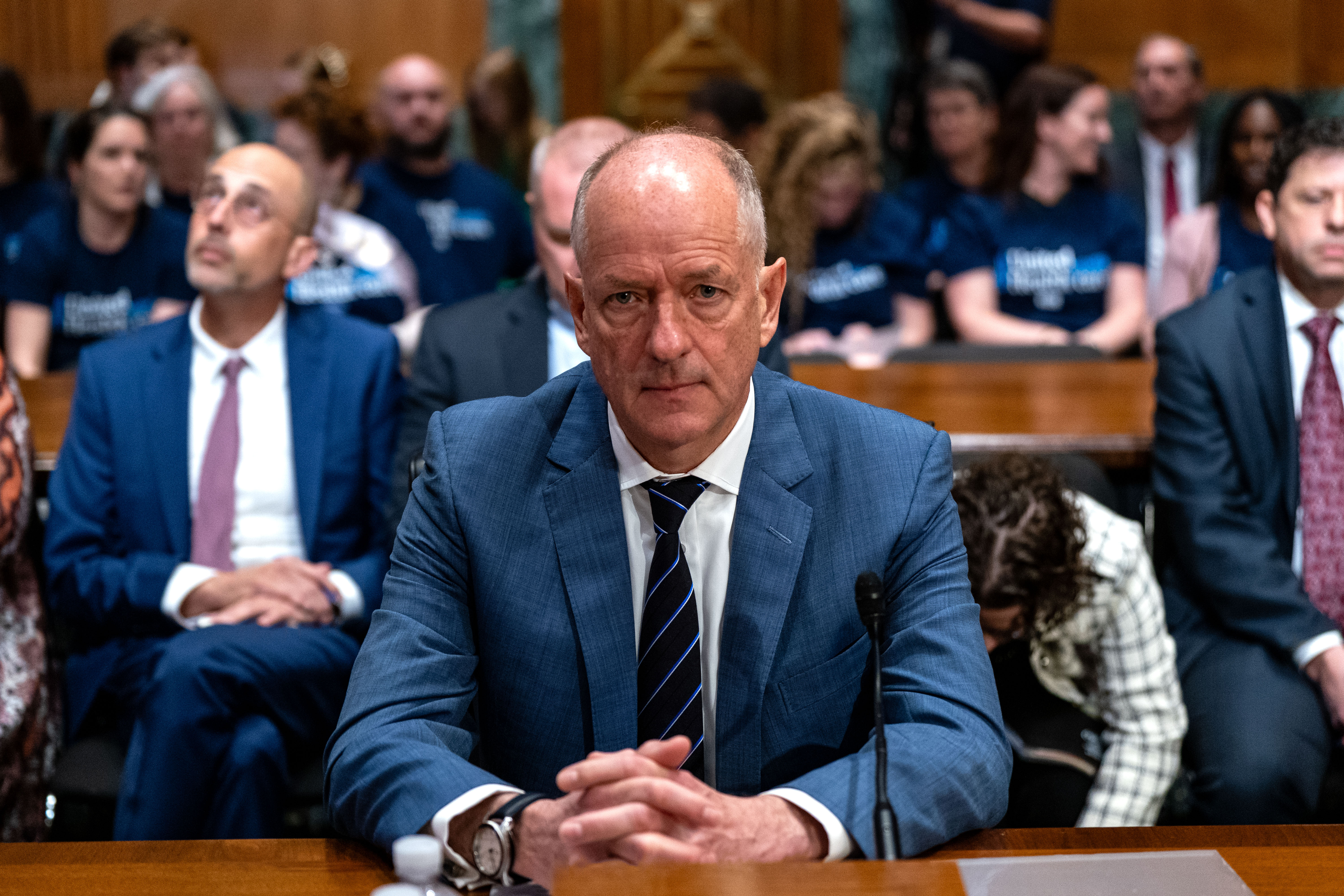 CEO突然离职联合健保撤销财报股价重挫| 执行长| UnitedHealth Group | Andrew Witty | 大纪元