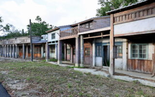 打造国家级影视基地 岸内糖厂成拍摄重镇