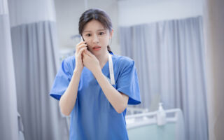 《机智住院医生》剧终高收视率 高允贞谈感想