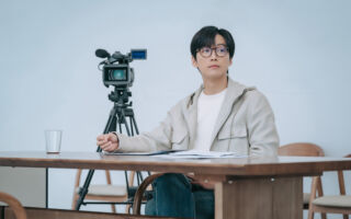 南宫珉演新锐导演 戏中与全余赟相互救赎