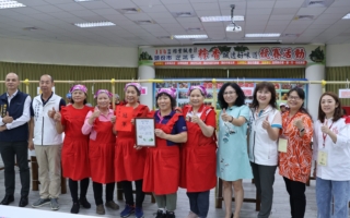 頭份市農會包粽子競賽 副縣長希望傳承傳統手藝