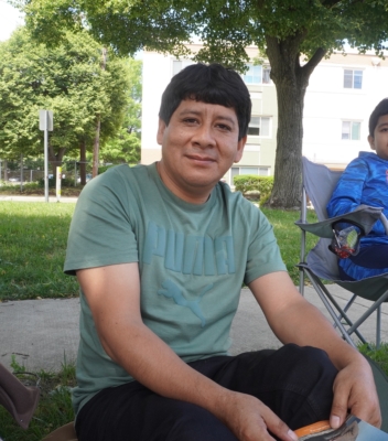 来自秘鲁、现居华府的Luis Quispe(张予/大纪元)