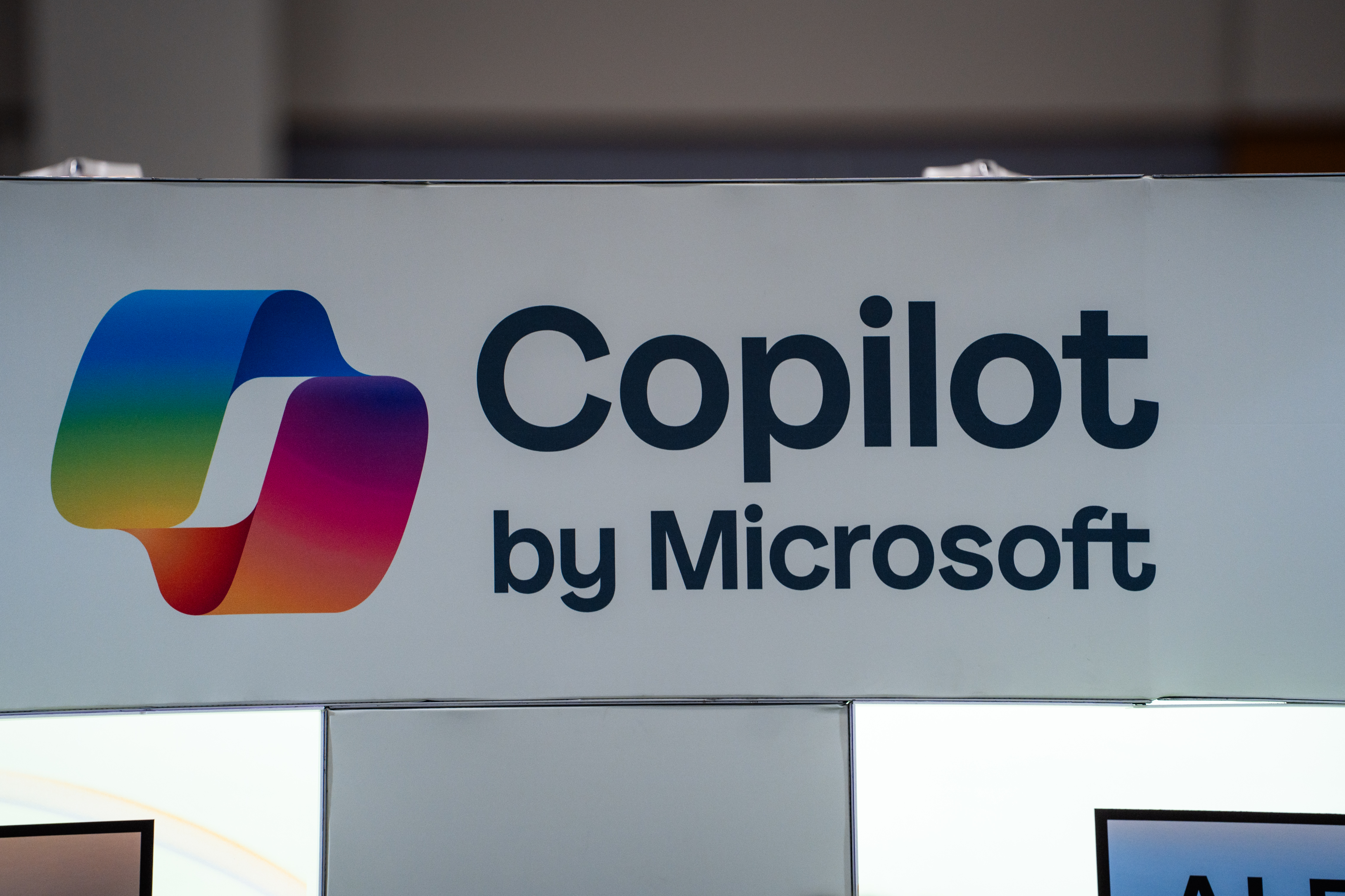 微软市值破4兆美元加入英伟达独家俱乐部| 微软Azure | 大纪元