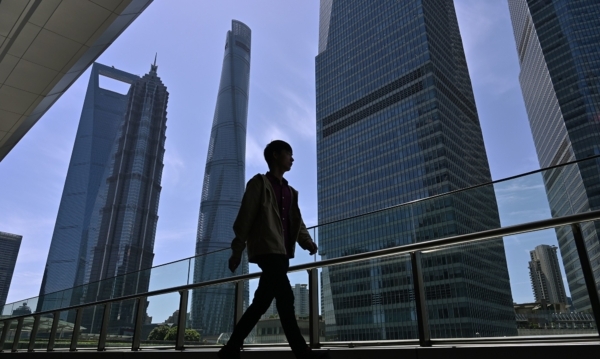 大陆职场35岁失业 中年精英“人间蒸发”