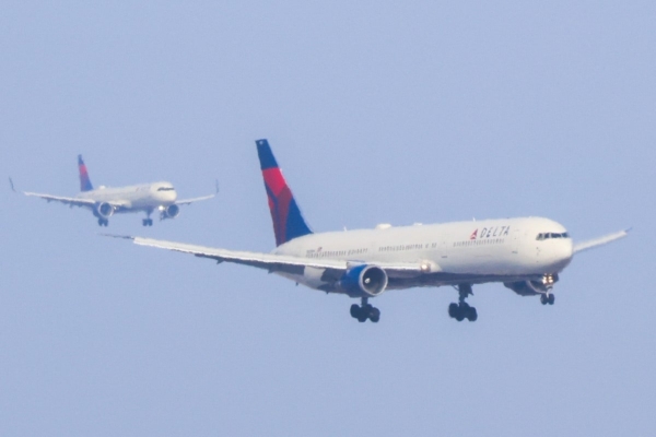 达美航空：8日起头两件托运行李费均涨10美元