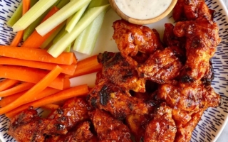 燒烤布法羅雞翅 加一食材烤出特別酥脆的口感