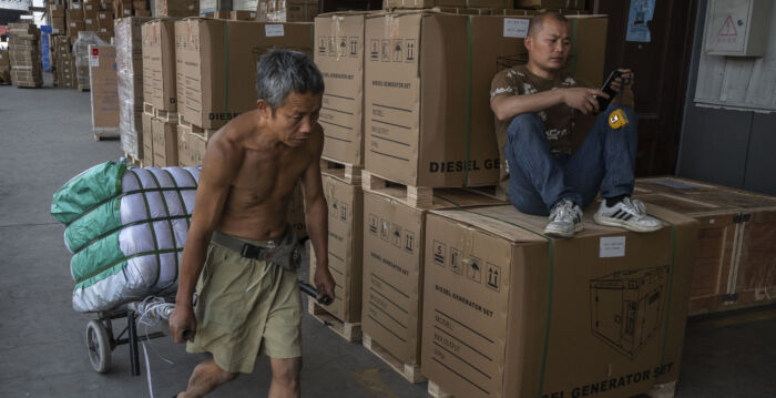 关税战升级 中国电商“洗产地”遭各国围堵