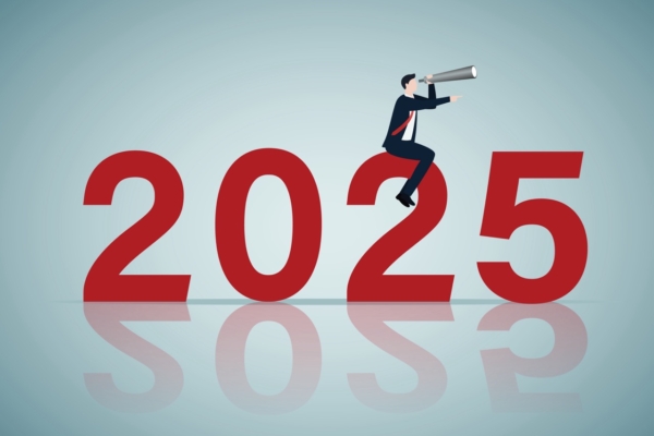 2025下半年美房市：五大關鍵變數全解析