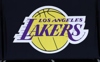 NBA:洛杉磯湖人易主 100億美元估值破紀錄