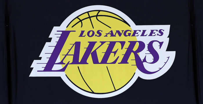 NBA:洛杉矶湖人易主 100亿美元估值破纪录