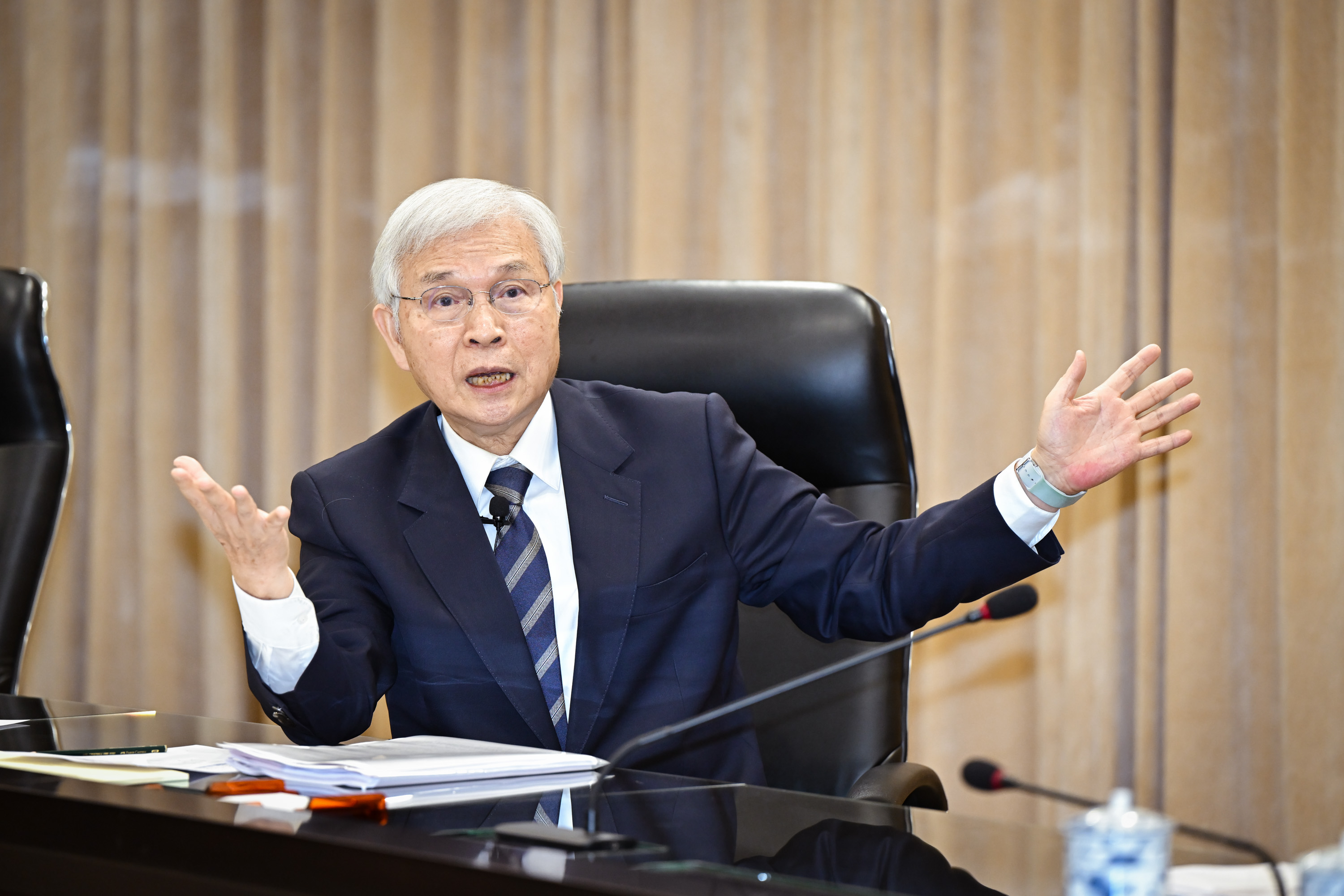 主权基金须有偿拨用外汇存底| 杨金龙| 董瑞斌| 台湾大纪元| 大纪元