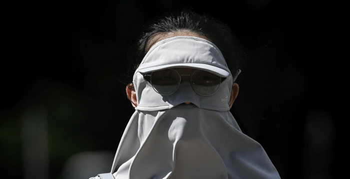 中国多地陷“水深火热” 高温暴雨肆虐