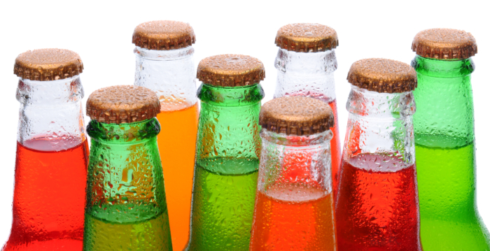 研究:玻璃瓶装饮料微塑料含量高于塑料瓶