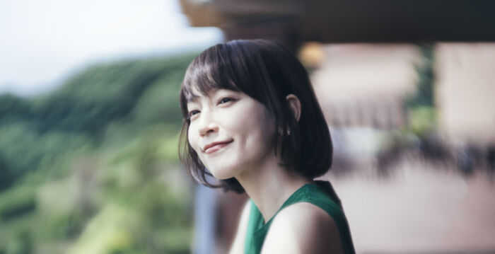 吉冈里帆拍摄前超紧张 感谢片中情敌松隆子