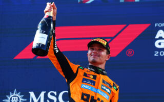 F1奧地利站：諾里斯杆位登頂 邁凱輪冠亞軍